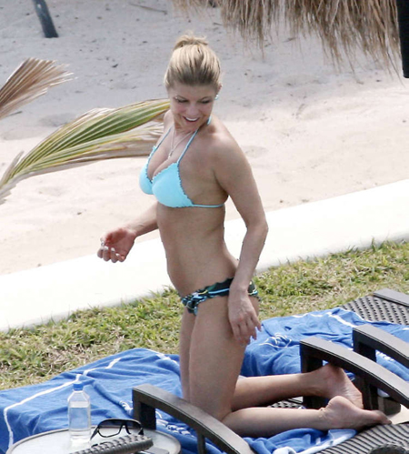 láser frijoles muestra Fergie (a.k.a Stacy Fergunson) en Bikini | Farandulista