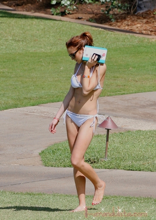 Lindsay Lohan En Bikini En Hawaii No Luce Tan Mal Farandulista
