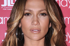 Jennifer Lopez celebra su linea de ropa Yamamay