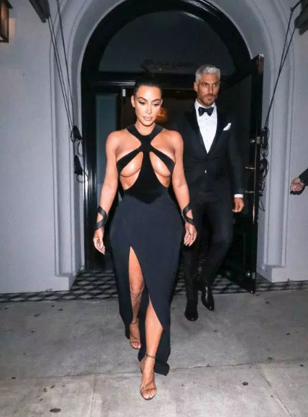 kim-kardashian-fug-dress.jpg