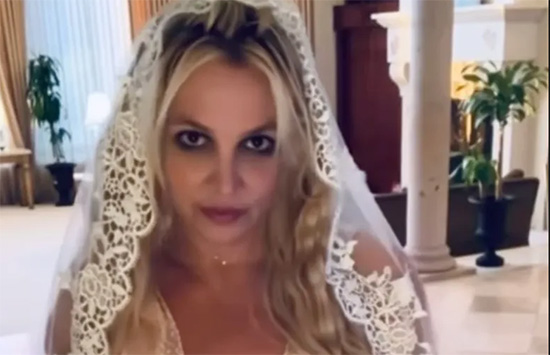 Britney recordó que se casó con ella misma